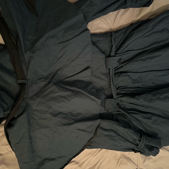 Designed trench coat - Picture 10 of 16